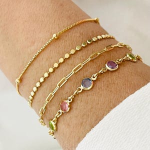 Regalo del Día de la Madre, juego de 4 pulseras personalizadas rellenas de oro de 18 k, pulsera de cadena de piedras preciosas, pulsera con capas de oro, juego de pulseras con inicial