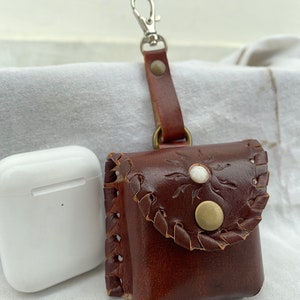 Genuine Leather Air Pods Case Wireless Headphone Cover Ear Pods Case Air pod Key Chain Apple Air Pod Case pack