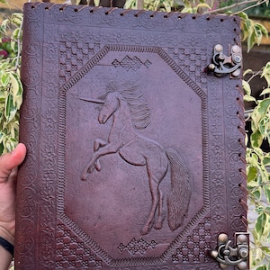 Carpeta de anillas de cuero con diseño de unicornio de 3/4 pulgadas Carpeta de cuero hecha a mano Carpeta de cuero Organizador de papel Carpeta A4 Carpeta de cuero Grimoire