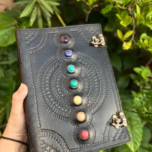 Seven Stone Leather Journal: Embossed Chakra Diary, Sketchbook