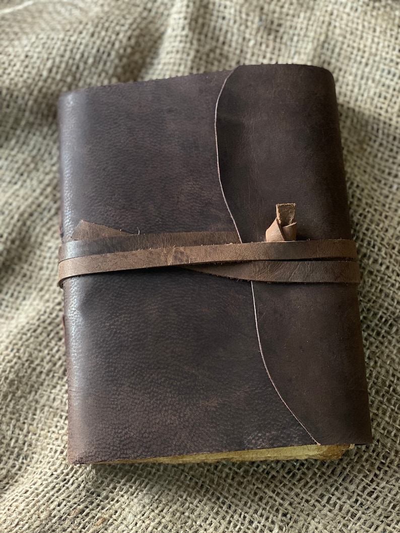 Handmade Cowhide Leather Journal: Deckle Edge Paper Vintage Notebook ...