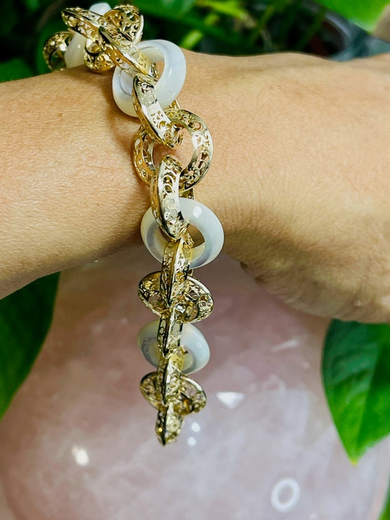 14K Yellow Gold Mum Bracelet