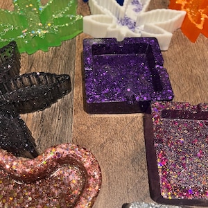 Resin Ashtray / leaf ashtray / Cute Accessory / heart ashtray / glitter ashtray / Gift for her / gift for him