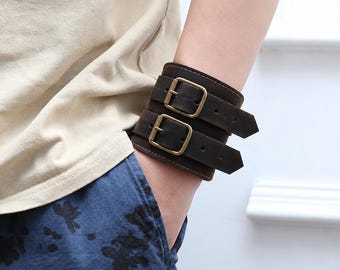 Leather Wrist Wallet Cuff with Zipper — Double Buckle Handcrafted Leather Bracelet, Hidden Pocket Wristband, Festival Travel Gift Men Women
