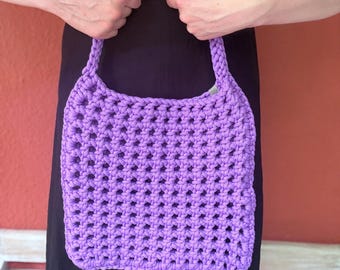 Bolso de mano de crochet hecho a mano: bolso morado de mercado de punto