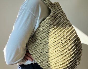 Tote bag |  Crochet shoulder  bag, Minimalist design handbag, Aesthetic casual bag golden bag evening bag