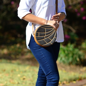 Novelty Mexican Faux Leather Crossbody Bags - Conchas