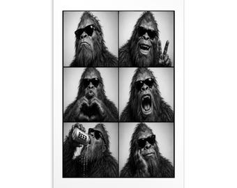 Photobooth Bigfoot Postcard