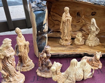 Stunningly Carved Olive Wood Nativity(10)