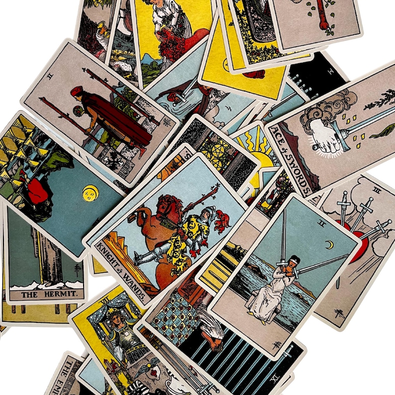 Baraja de Tarot Clásica de 1909 y Guía de 80 Páginas imagen 3