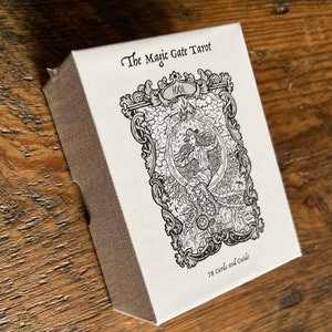 Baralho e guia de tarô Magic Gate | 3,5 por 2,5 | Imagens ocultas | 78 cartas, baralho completo, arcanos maiores e menores, para adivinhação e leituras