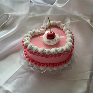 Small pink cake jewelry box | Cute jewelry box