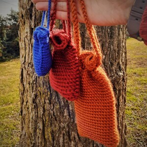 Große Gehäkelte Würfeltasche DnD, Würfeltasche, Kordelzugtasche, DnD Geschenke, Kordelzug Geschenktasche, TTRPG, Pathfinder Geschenke, Made to Order, Nerdy Geschenke