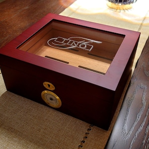 Personalized Cigar Humidor - Lockable Cigar Box -Cigar Box Vintage - Cigar Gift Set - Wood Cigar Holder - Cigar Humidor Kit - Cigar Gift Box