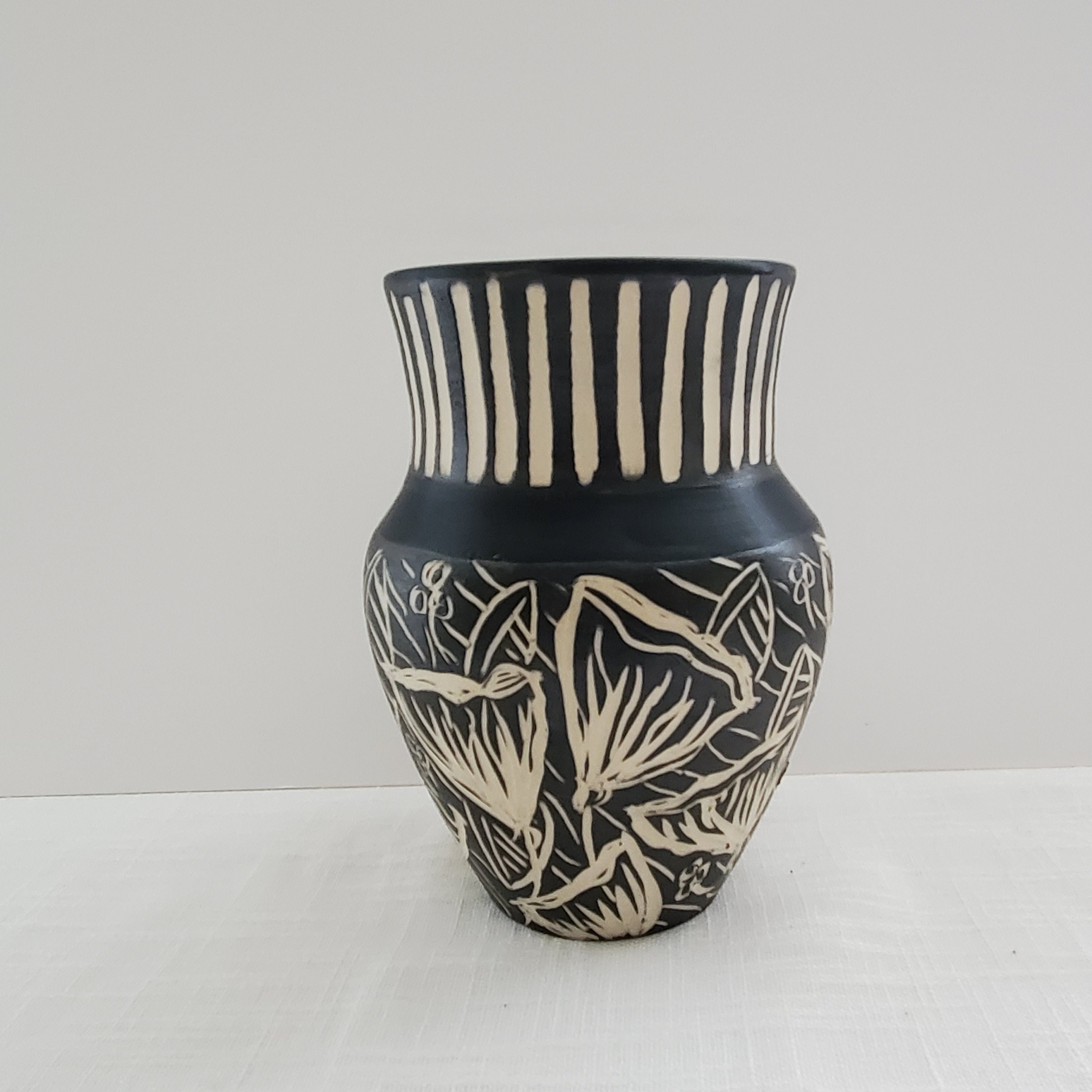 Black and white vase Ceramic flower vase large size with Etsy