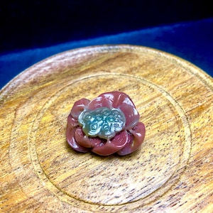 UNIQUE - Yanyuan Agate Lotus Flower Carving Collection Pendant 27.5x23x11.5mm 7.7g Natural Colourful Gemstone Handmade Arts Piece Seed Pot