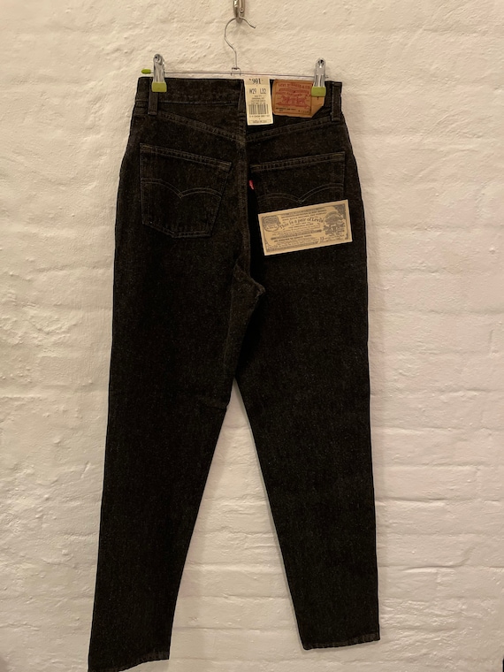 Levis 901 High Waist “Mom” Button Fly Jeans