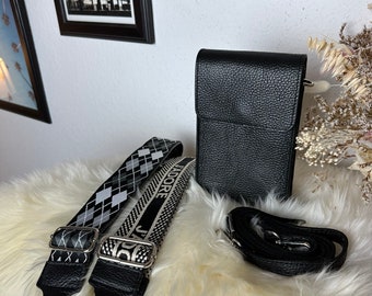 Schwarze Crossbodytasche personalisiert Leder Umhänge | Tasche Festival schmaler oder XL Gurt Leogurt Geschenk Geburtstag