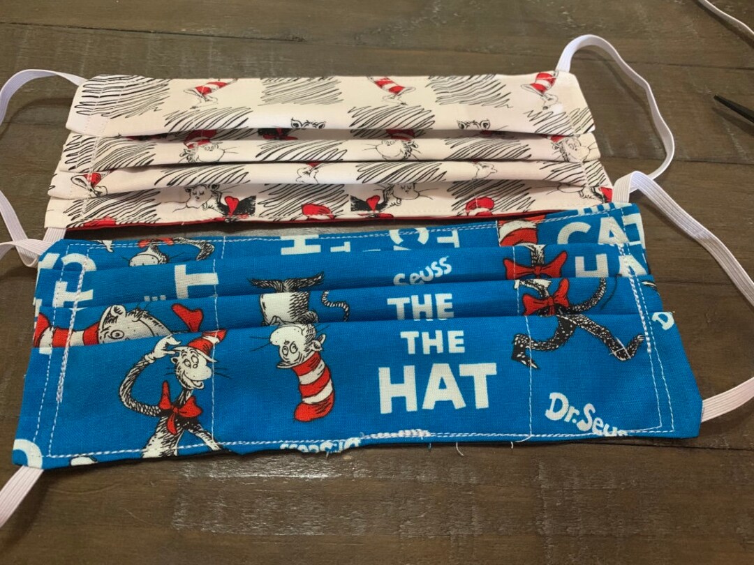 Dr Seuss the Cat in the Hat Various Characters Pleated Reusable Face ...