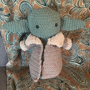 Alien baby cuddly plushie amigurumi the child