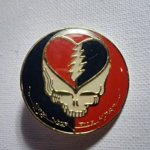 Grateful Dead Steal Your Poor Heart Epoxy Domed Enamel Lapel Pin Circa 2015