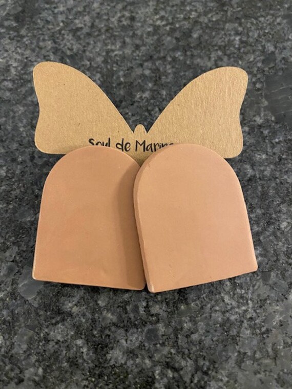 Arch Tombstone Studs