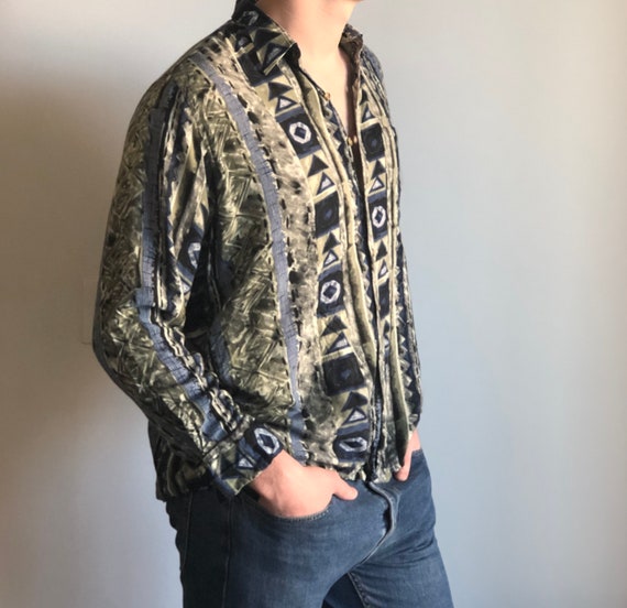 Patterned vintage shirt