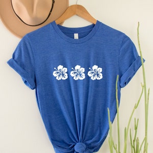 Hibiscus Shirt, Hibiscus Flowers Shirt, Floral Shirt, Flower Shirt, Hawaiian Florals Shirt, Hibiscus T-Shirt Women, Beachy Shirt, Tropical
