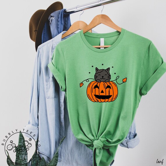 Halloween Cat Shirt, Shirt for Fall, Fall Outfit, Black Cat Shirt, Halloween Pumpkin Cat Design, Halloween Gifts for Cat Lover, Pumpkin Tees