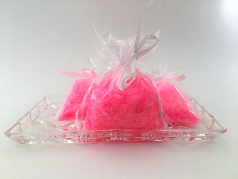 Hello Kitty Bath Gift Set. Limited Edition. only a Few Left - Etsy