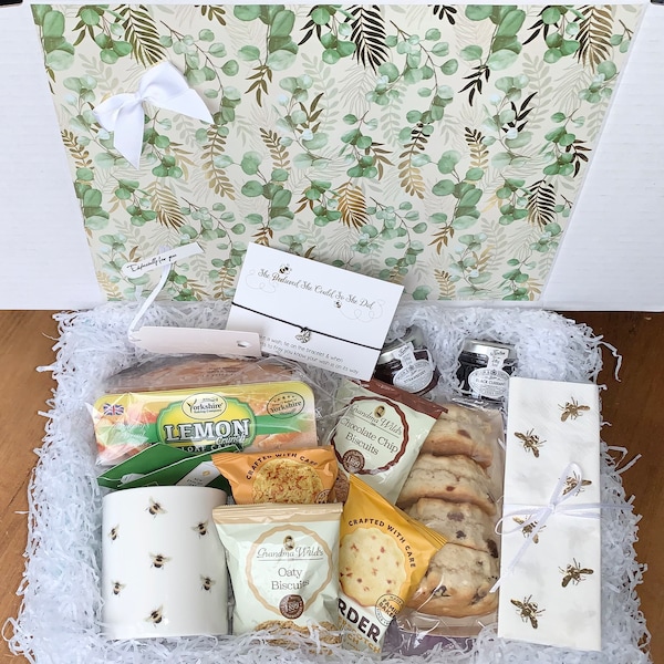 Afternoon Tea Hamper with Bee Mug | Choice of Occassion Wish String | Gardeners Afternoon Tea Hamper | Free Delivery