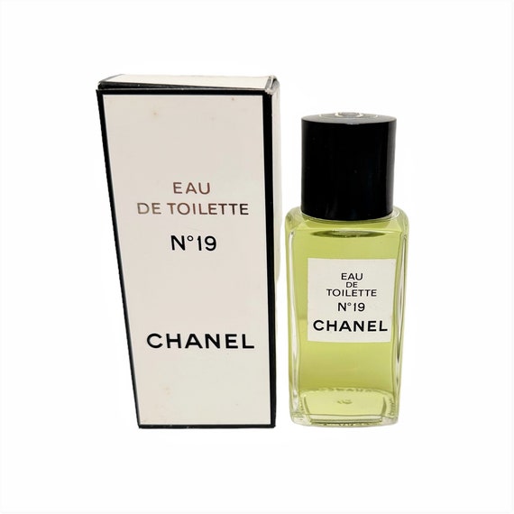 Rare Vintage CHANEL No 19 Eau De Toilette 50ml Splash - Original