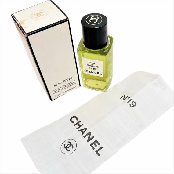 Rare Vintage CHANEL No 19 Eau De Toilette 50ml Splash - Original