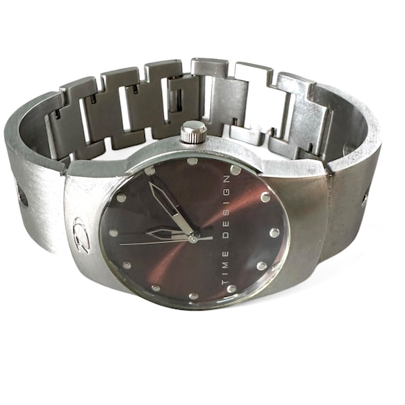 Time Design Bronze Dial Quartz Watch: Zirconium Bracelet