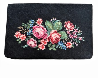 プチポワン　花柄刺繍 クラッチバッグ アンティークオーストリアのプチポワン刺繍イブニングクラッチバッグ