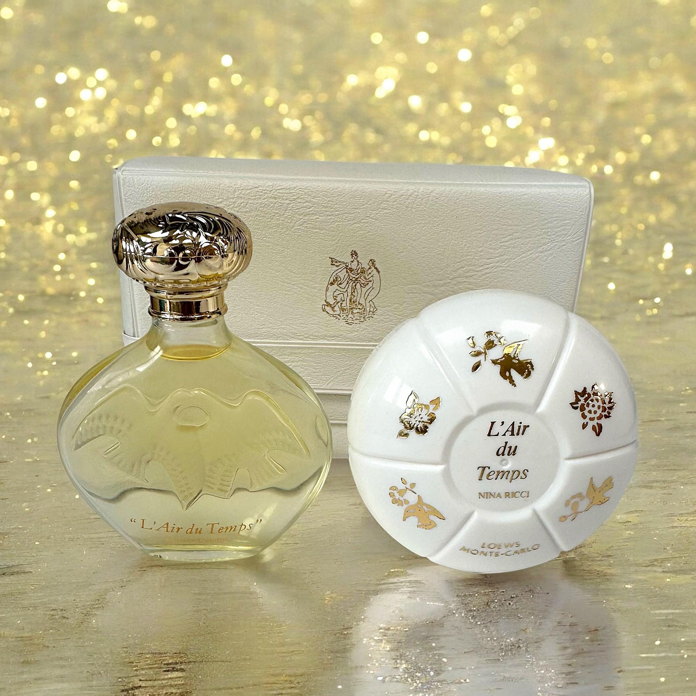 Vintage L'air Du Temps Nina Ricci Gift Set: 50ml Eau De Toilette