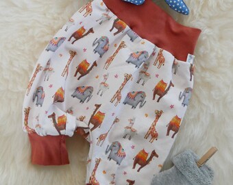 Pump pants with animals (boho style) in size 62/68