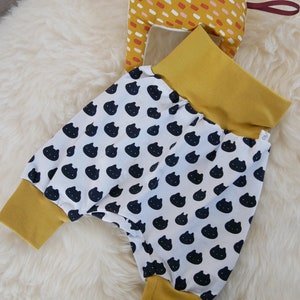Bloomers with cats in sizes 50/62, 74/80 and 80