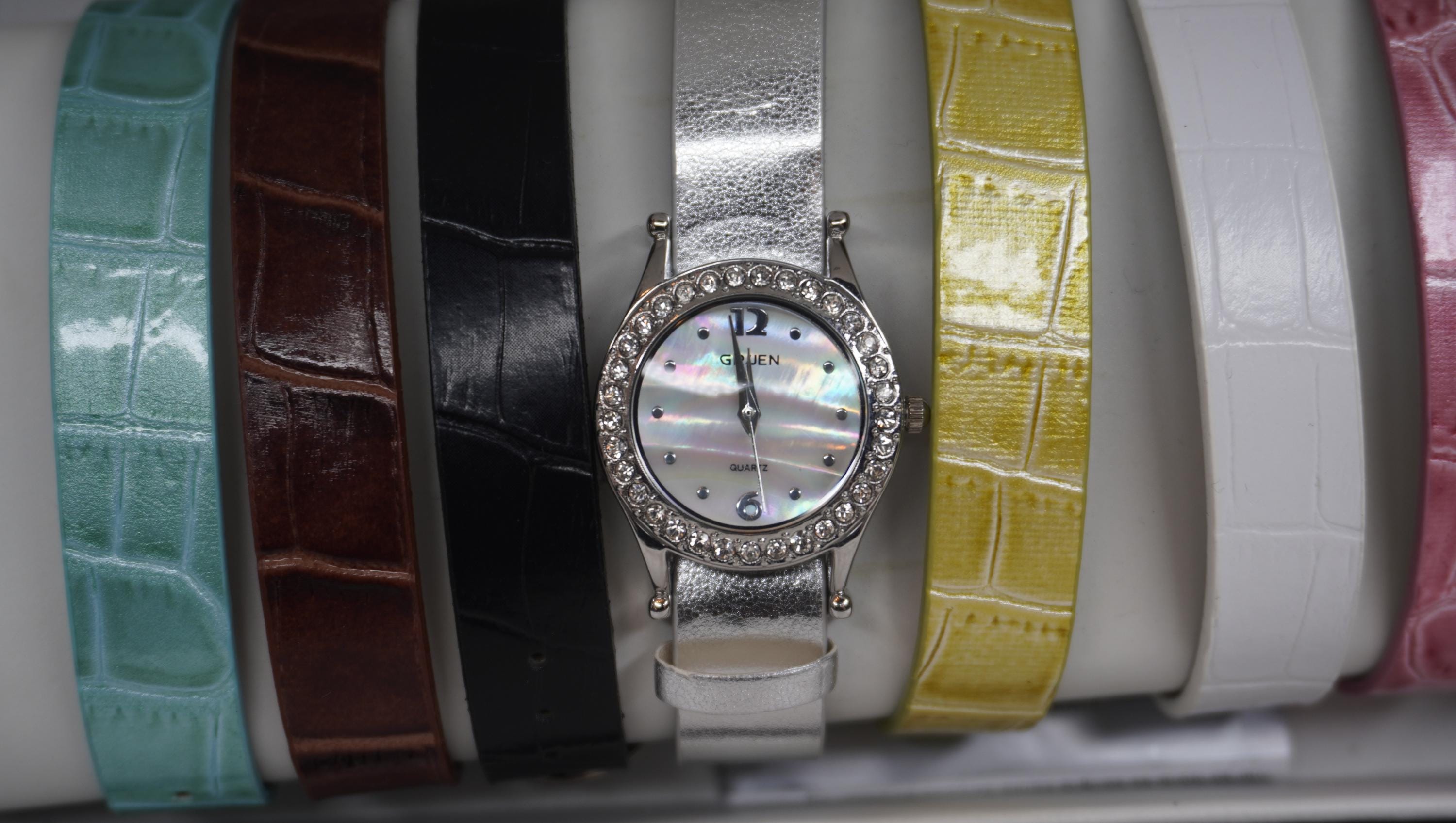 Gruen Watch with Interchangeable Color Bezels and Mother of Pearl dial. RXV02756.jpg?v=1721970401 main image 4