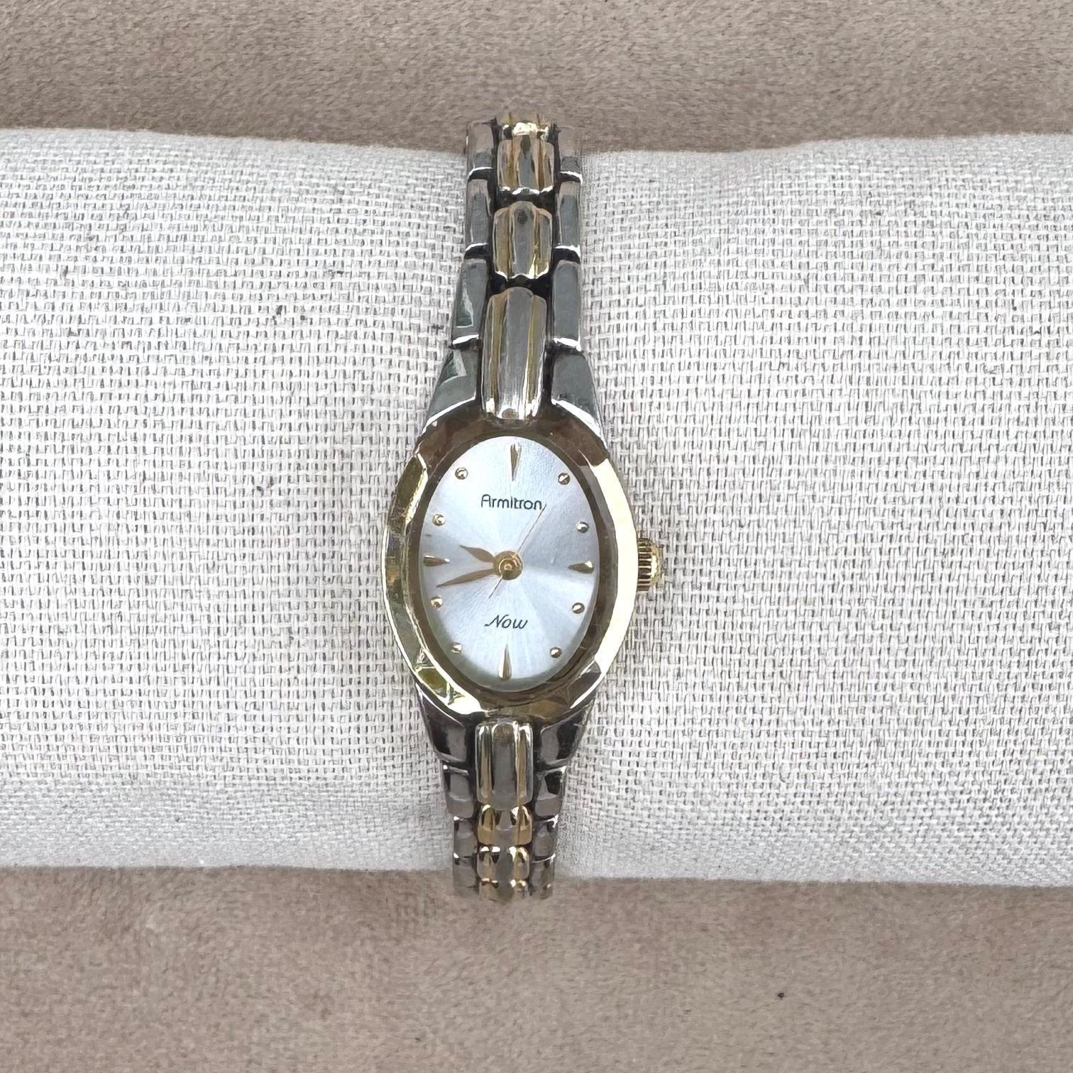 Armitron now ladies oval two toned dress watch NEW BATTERY Armitron Now Two-tone Women main image 2