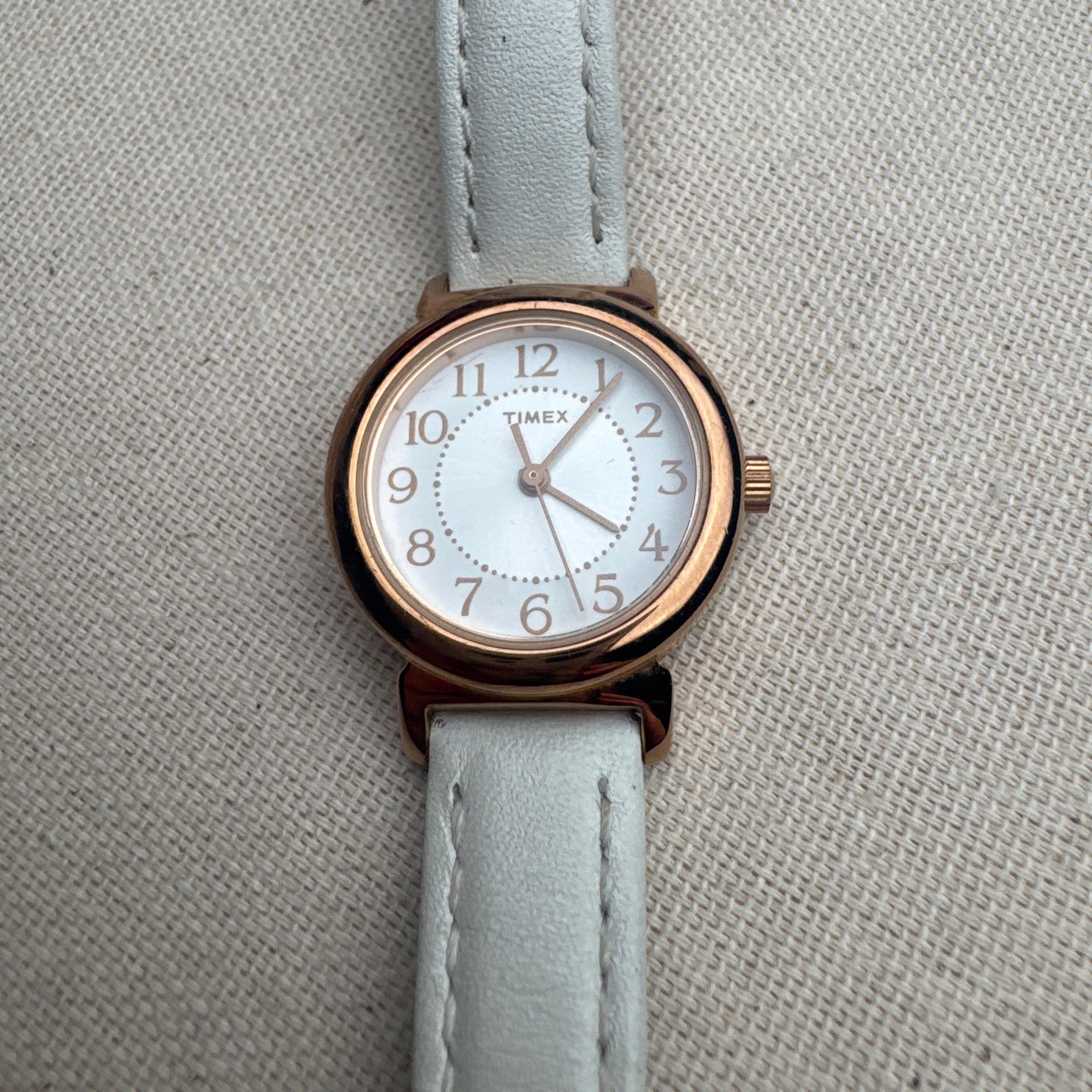 Timex Classic White Leather Strap Watch - Rose Gold Case The Original Watch: Rose Gold Case / White Dial / Milk White  main image 4
