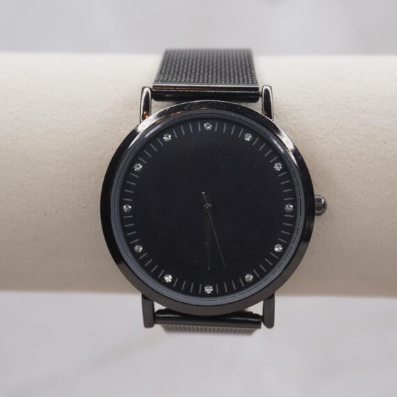 Minimalist Black Mesh Watch – Crystal Accent Dial | Sleek  display picture 3