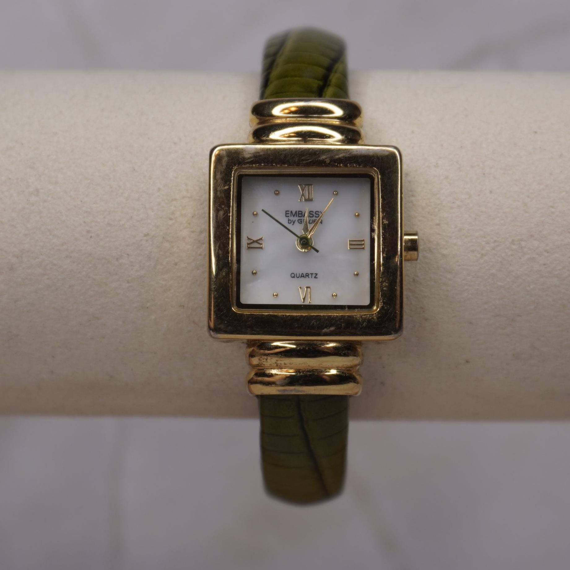 Embassy by Gruen Ladies Watch Gold Tone Dial and Stretch Bracelet Vintage Gruen Embassy Gold-Tone Womans Analog Day Wrist  main image 2