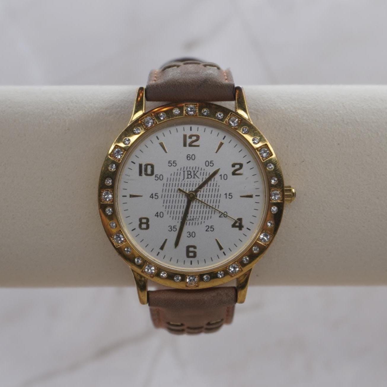 Camrose Kross Watch - Etsy display picture 3