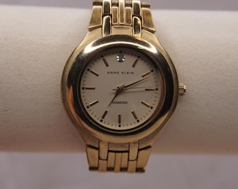 Reloj Regal Vintage Anne Klein de diamantes y oro