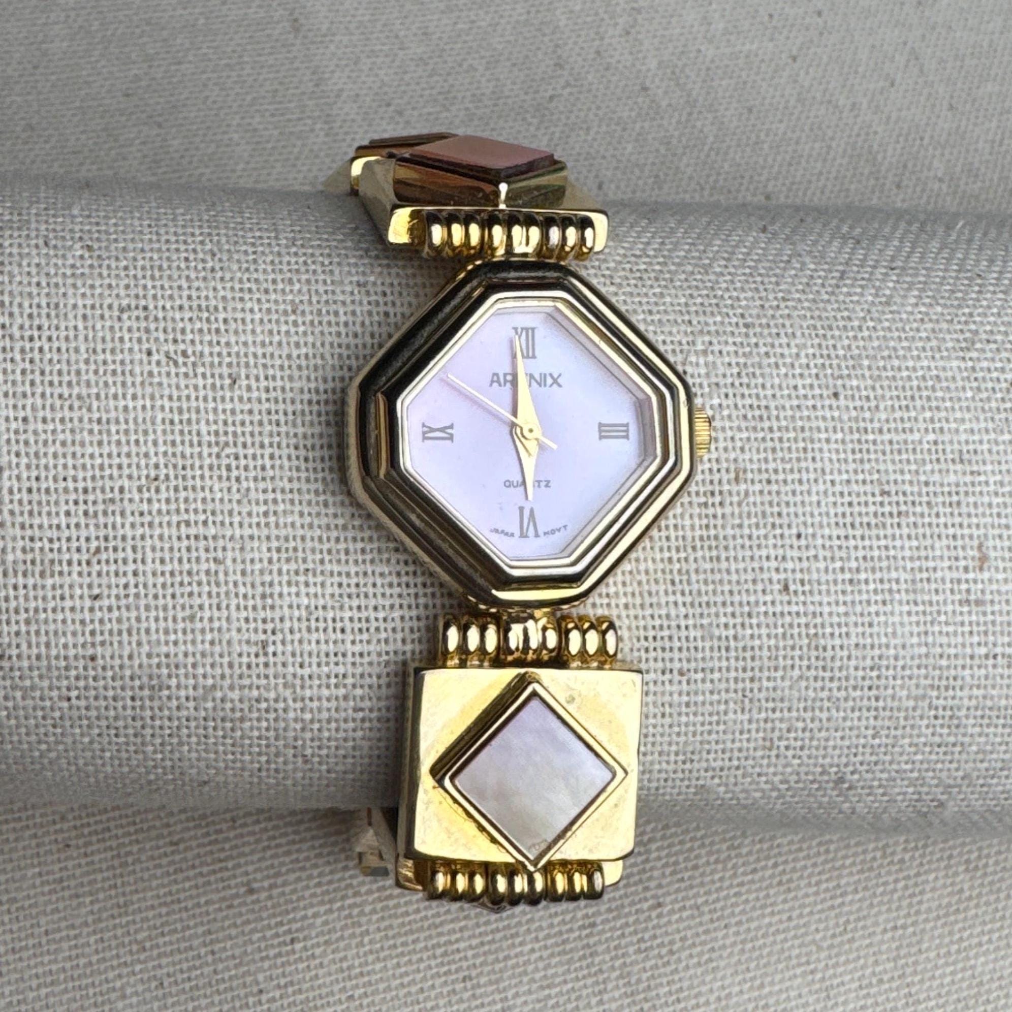 Art Deco Arenix Pink Diamond Gold Watch – Radiant - Etsy display picture 1
