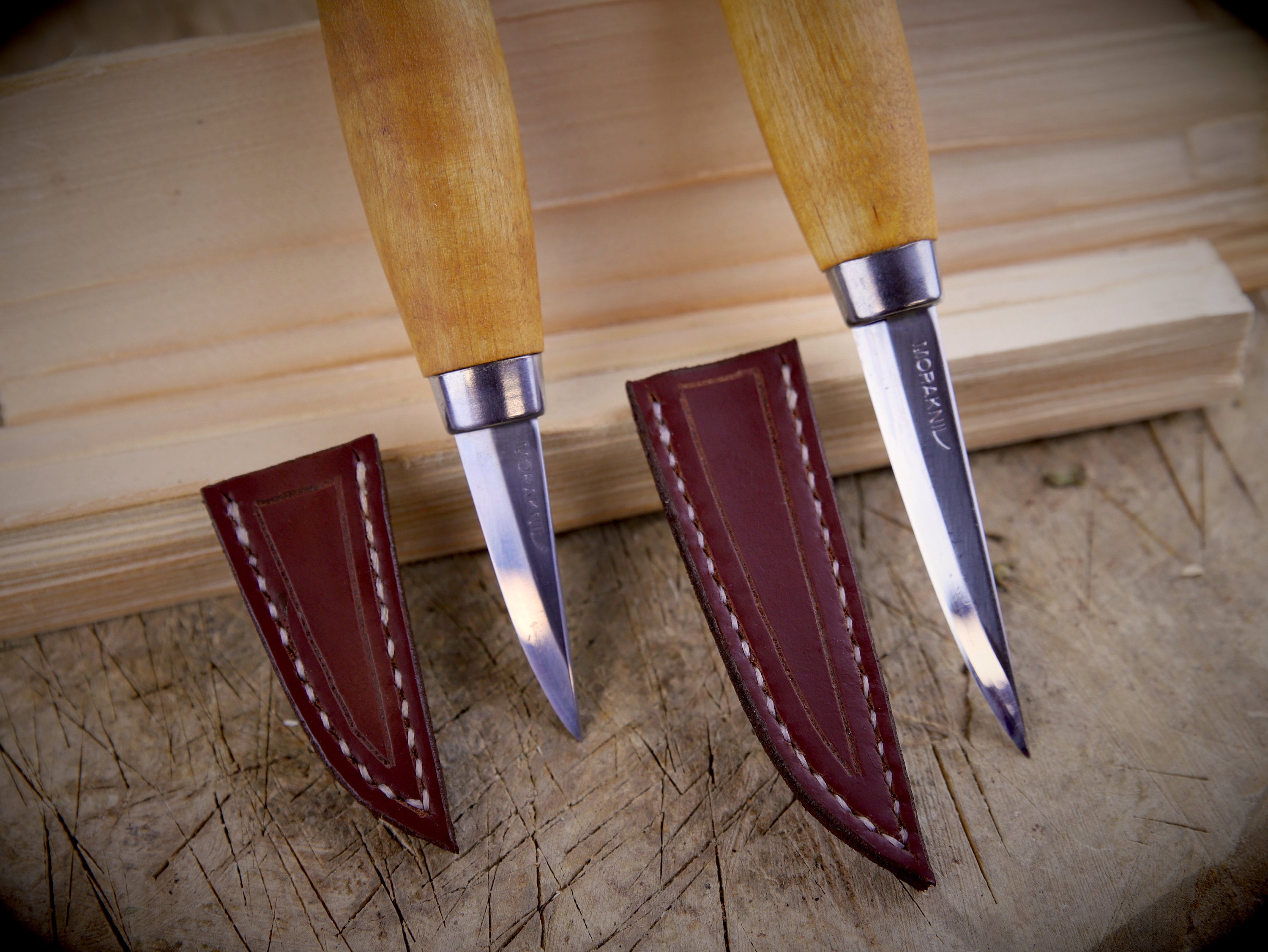  Morakniv Cuchillo para tallar madera 122 con hoja de acero  laminado (2.4 pulgadas) (M-106-1654) : Deportes y Actividades al Aire Libre