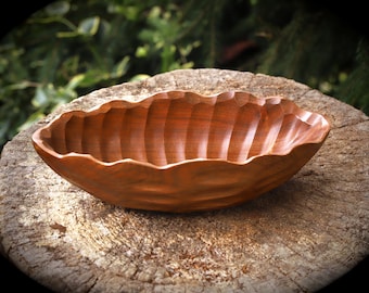 large hand-carved wooden bowl "Frigg"