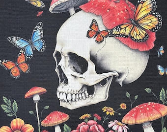 Gotische patch schedel en bloemen | Opstrijkbare canvas rugpatch | Witchy vlinder en paddenstoel appliqué 11,5 x 11,5 in
