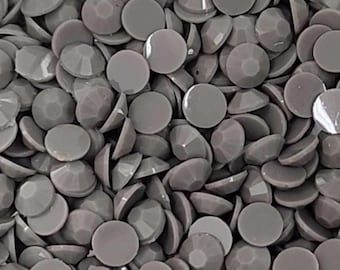 Wolf Gray OPAQUE Jelly Solid - No AB Coating - Resin Rhinestones - 1000 pcs - Embellishments, Bling, Crafts & Nail Art 3mm, 4mm ,5mm